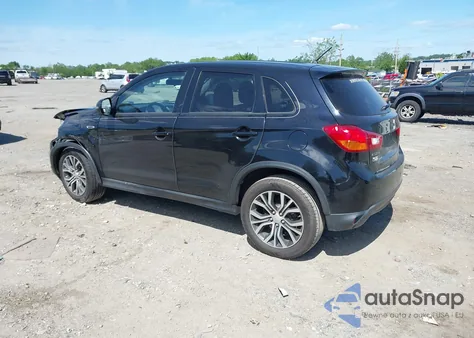 2016 Mitsubishi Outlander Sport 2.0 Es z USA, uszkodzony, nr VIN JA4AP3AU1GZ061148